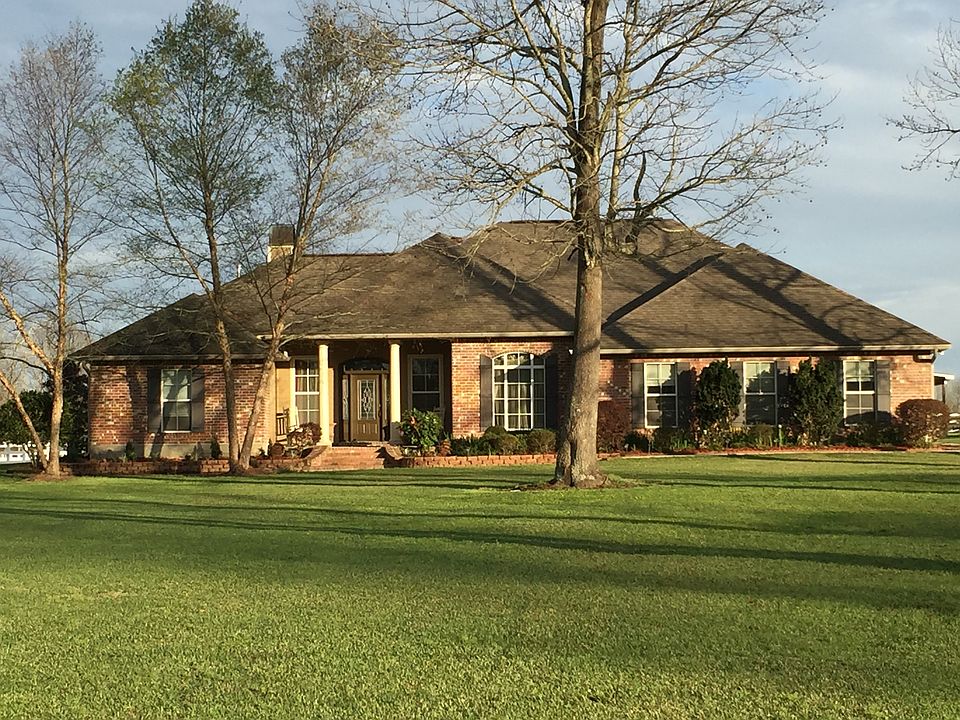 4.39 ac in Balmoral Estates