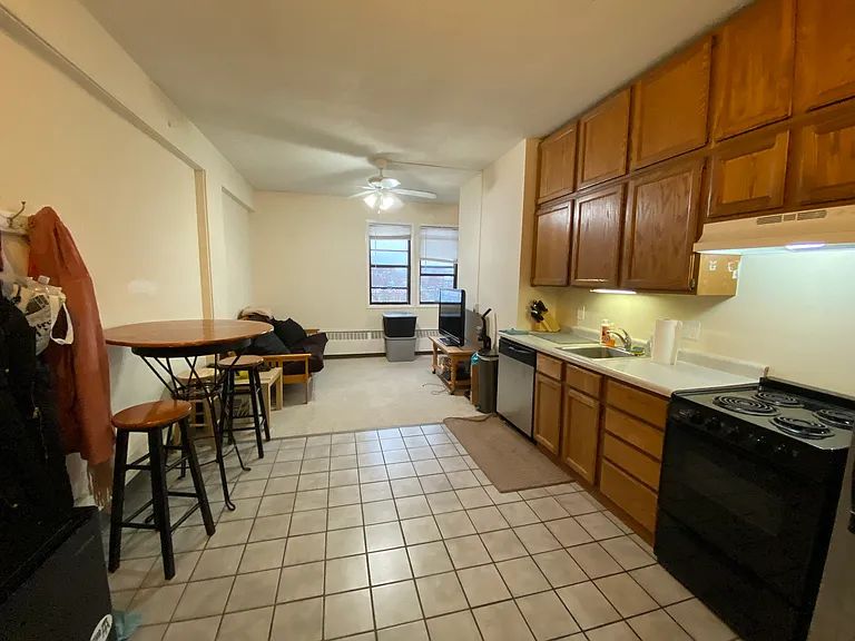 Mendota Lakeshore Apartments LLC — Photo 48