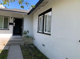 5744 Kester Ave, Van Nuys, CA 91411