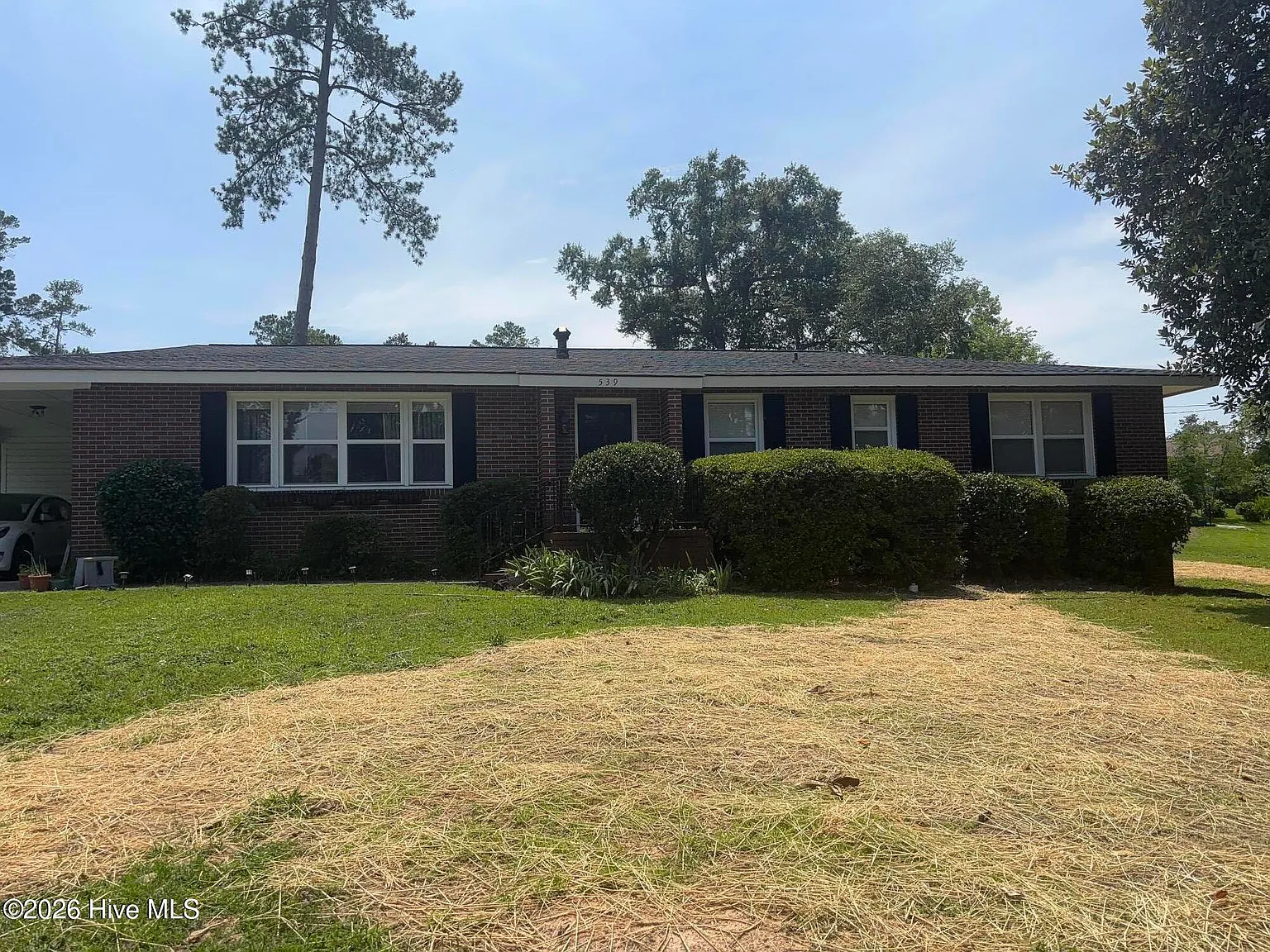 4 bed, 2.0 bath, 1624 sqft, $1,950 — Photo 2