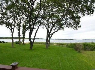 2105 Bay Shore Rd, Greenport, NY 11944