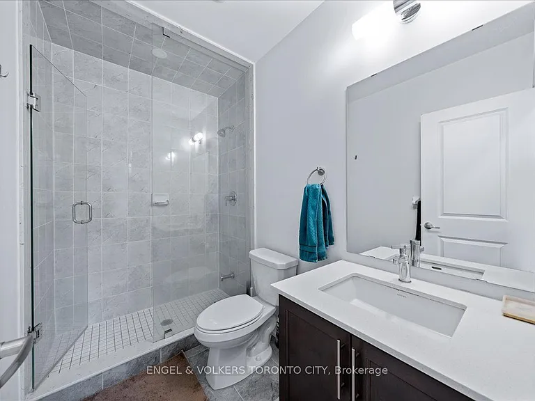 9560 Islington Ave #110 — Photo 31