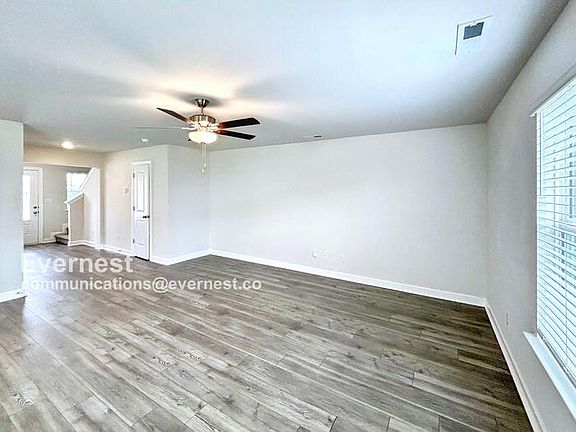 5th image of 2319 Alberto Dr