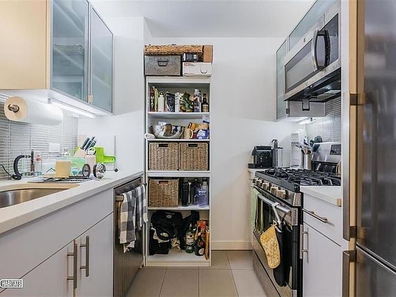 4th image of 222 E 111th St APT 3B