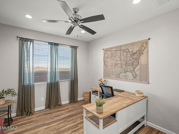 5th image of 1605 E Balestra Way