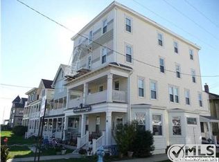 16 Main Ave, Ocean Grove, NJ 07756