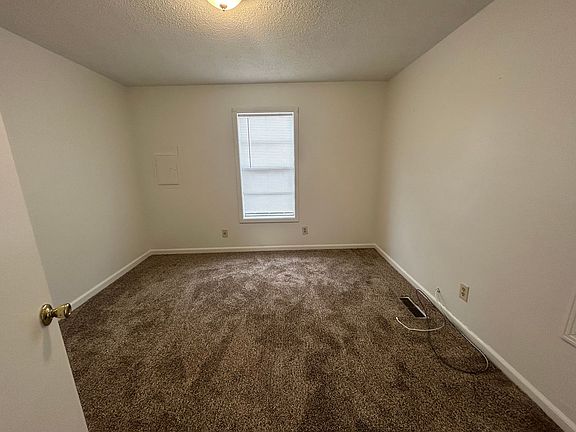 3rd image of 1122 Tamm St