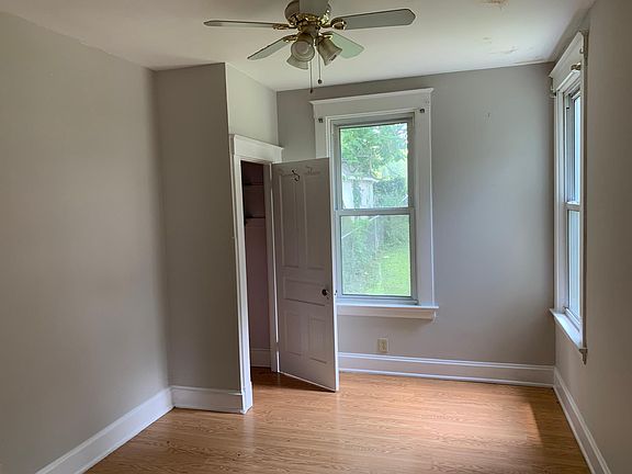3rd image of 3602 Idlewild Ave