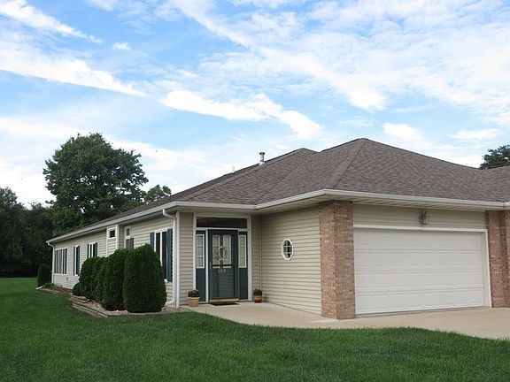 3rd image of 307 Bryant Woods Dr