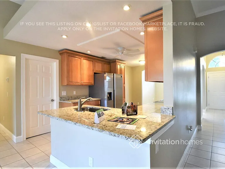 1017 Pelican Ln — Photo 6
