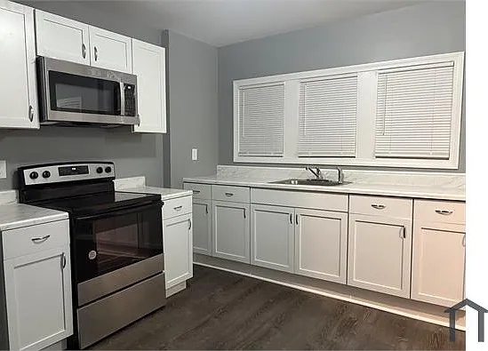 51 Bay St — Photo 7