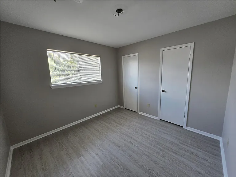 7942 Grow Ln — Photo 21