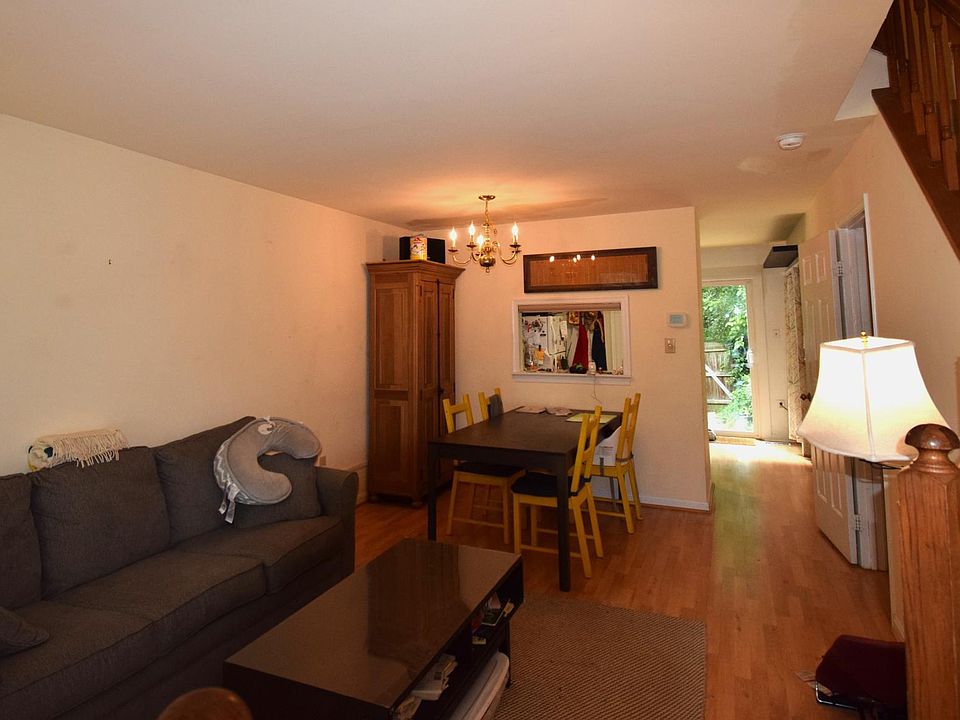 1st image of 6336 Chimney Wood Ct