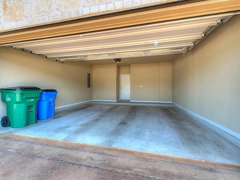 405 S Meadowlark St #B — Photo 16