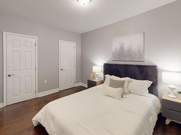 5th image of 230 W Walnut Ln #105A