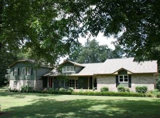 294 Cherokee Rd, Gadsden, AL 35901