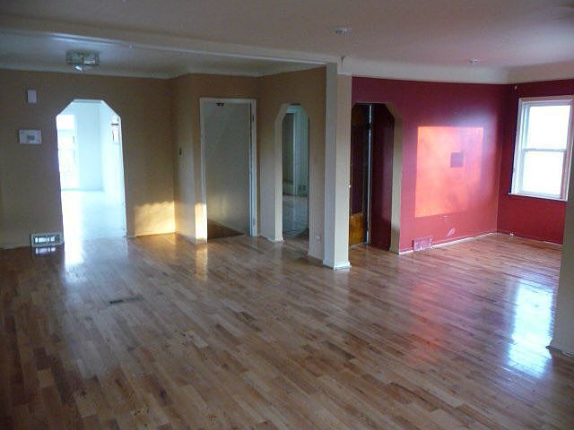 2nd image of 19903 Grandview St