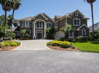 1872 Commodore Point Dr, Fleming Island, FL 32003