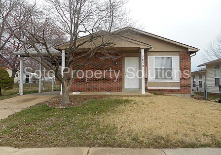 1st image of 1679 Boardwalk Ave
