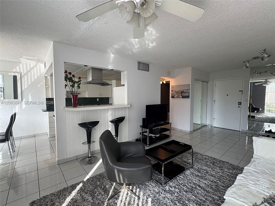 1st image of 200 172nd St APT 522