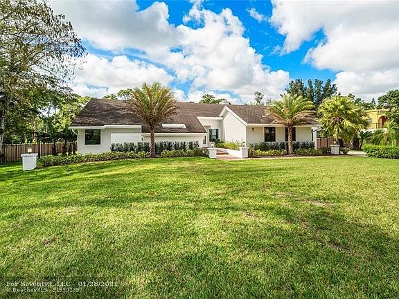 3rd image of 6047 NW 66th Way