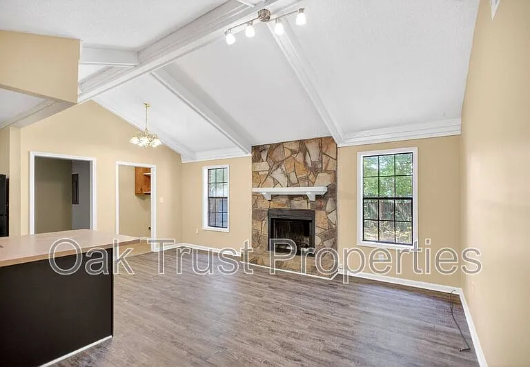 103 Cambell Ct — Photo 8