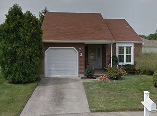 3 Ivory Ct, Mount Laurel, NJ 08054
