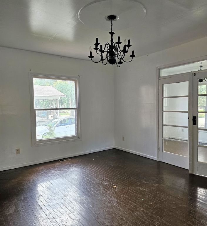 629 Highland Ave, Salina, KS - View 2
