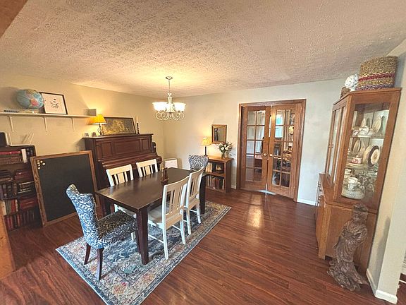 4th image of 333 Northwood Ln