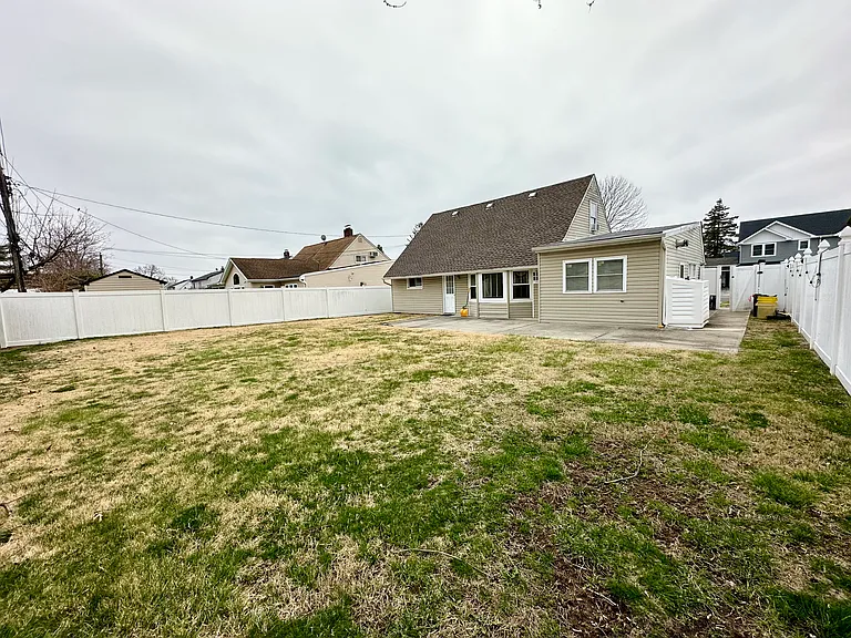 17 College Ln #1 — Photo 14
