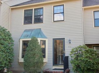 511 Sturbridge Ct, Flemington, NJ 08822