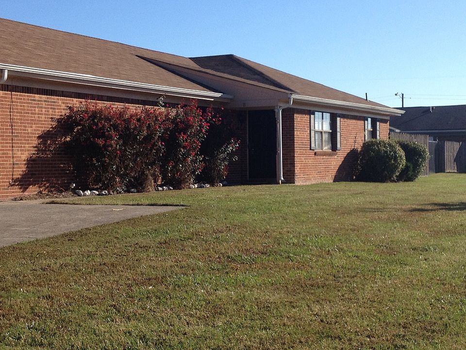 1st image of 6100 Bradford Dr Unit B