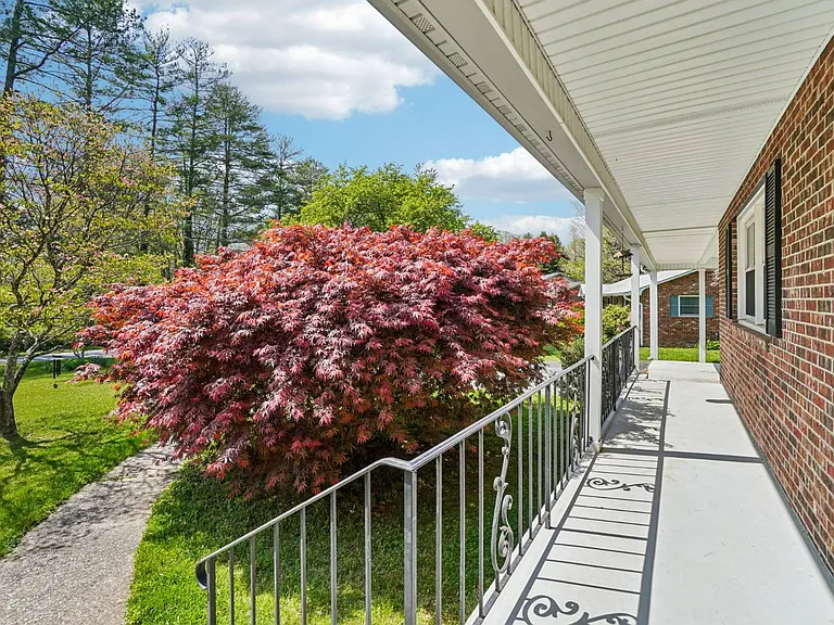 710B Heatherwood Dr — Photo 4
