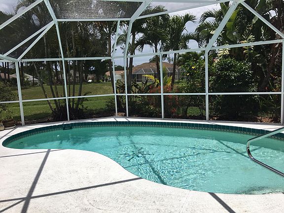 5th image of 112 Broadmoor Ln