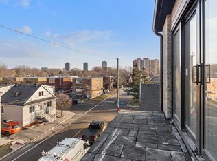 340 Shakespeare St, Ottawa, ON K1L5M2