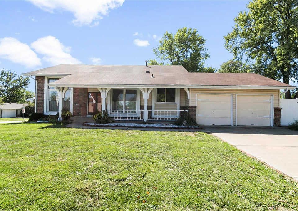 1st image of 12000 Villa Dorado Dr