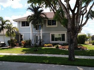 831 Amherst Ave, Davie, FL 33325