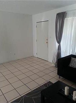 4th image of 10218 N 28th St