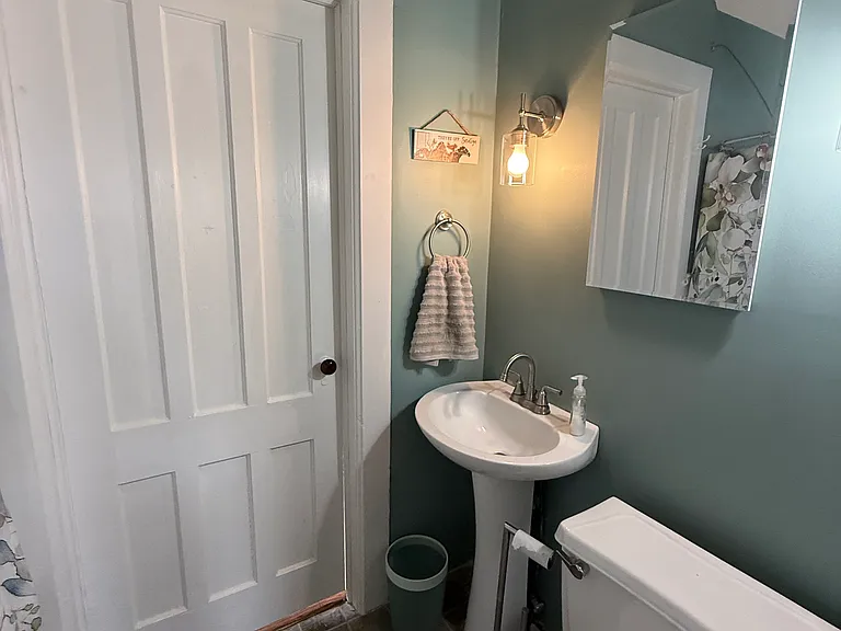 143 Caroline St #6 — Photo 12