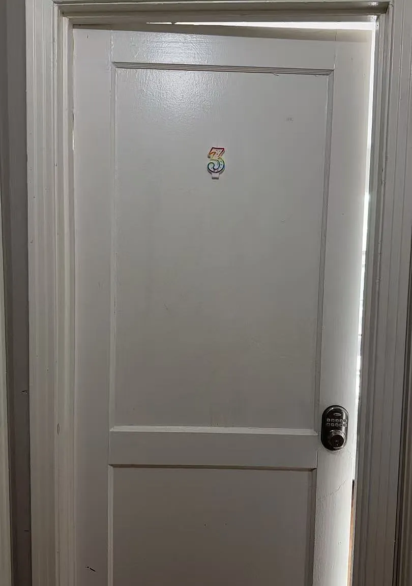 5 bed, 1700 sqft, $480 — Photo 1