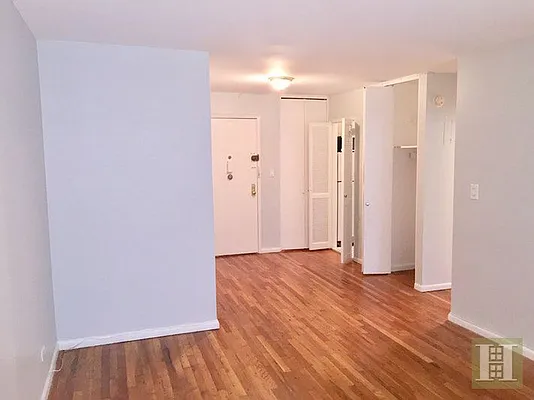 Rented by Halstead Real Estate | media 23