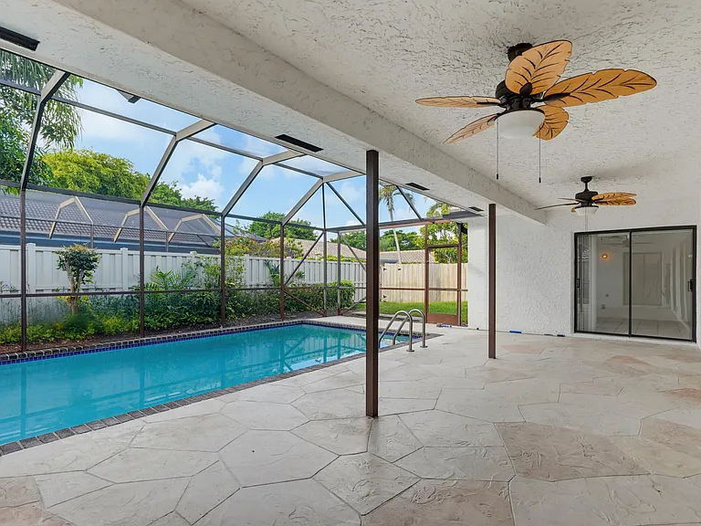 6846 Bianchini Cir — Photo 19