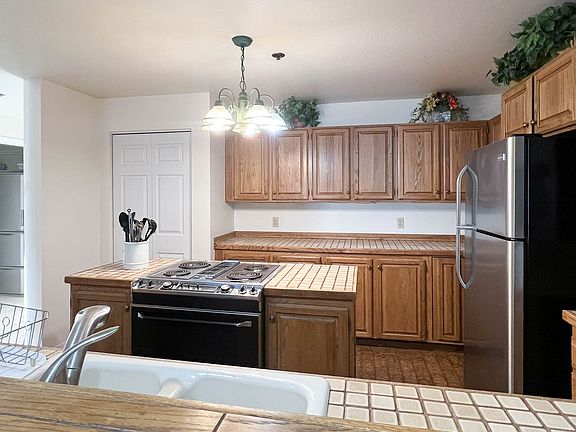 2nd image of 315 E 12th Ave #343-1