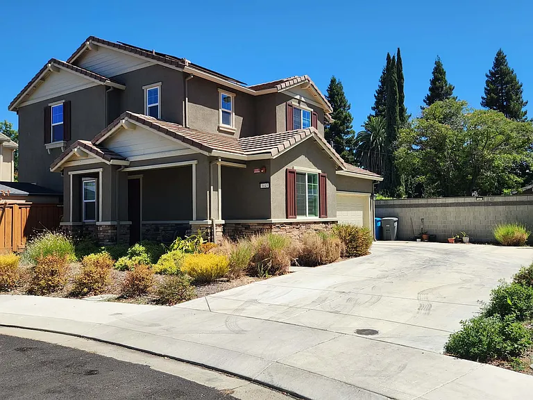 3043 Vasquez Ct — Photo 1