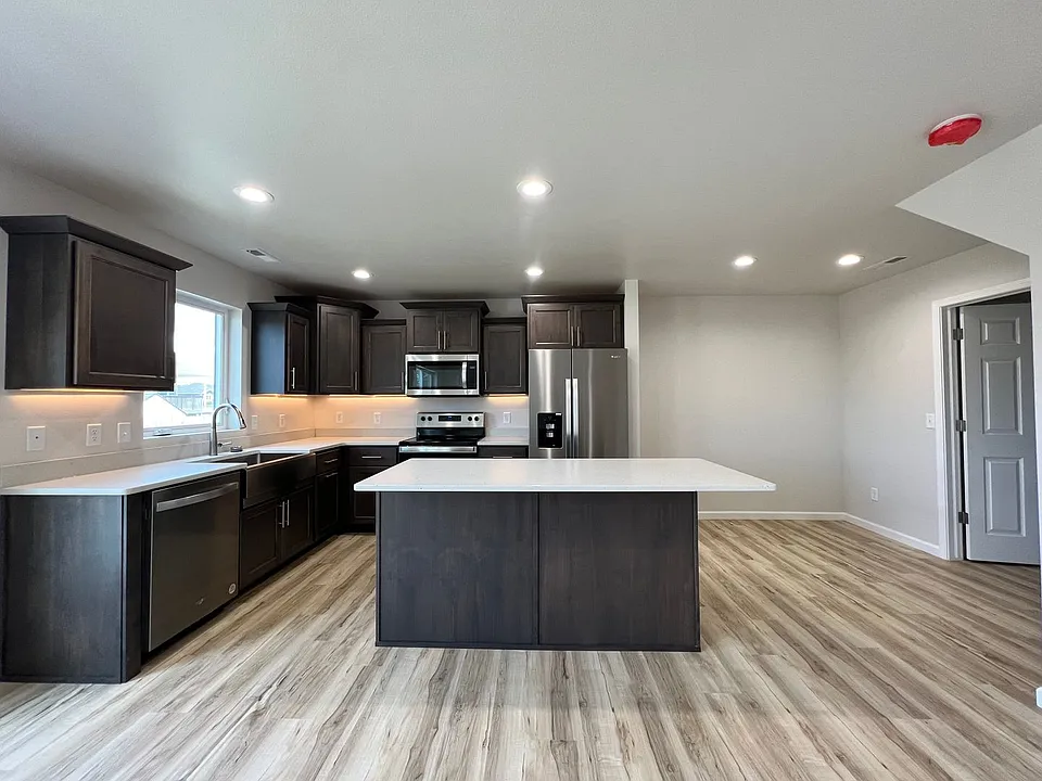 106 Marshall Loop