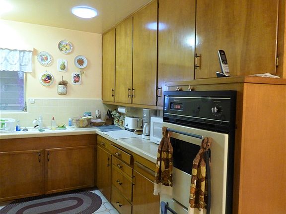 4th image of 455 Sandalwood Dr