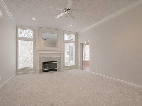 3rd image of 17221 E 44th Terrace Ct S