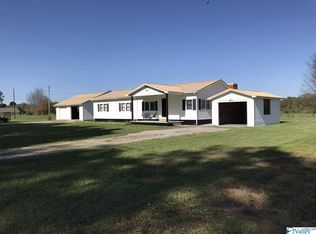 28427 McKee Rd, Toney, AL 35773