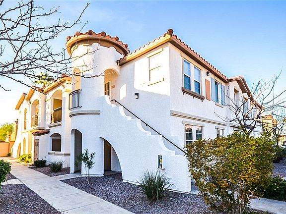 2nd image of 50 Aura De Blanco St Unit 3102