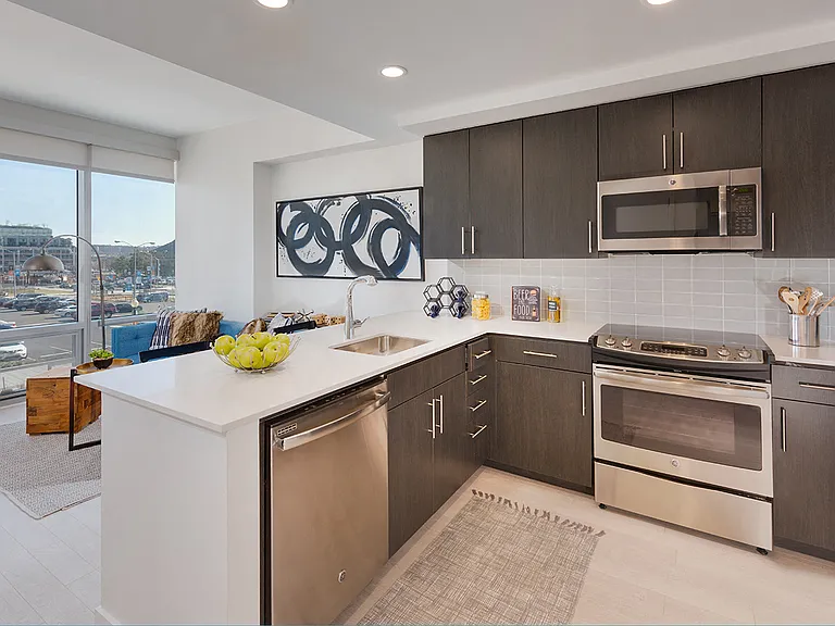 F1RST Residences — Photo 3